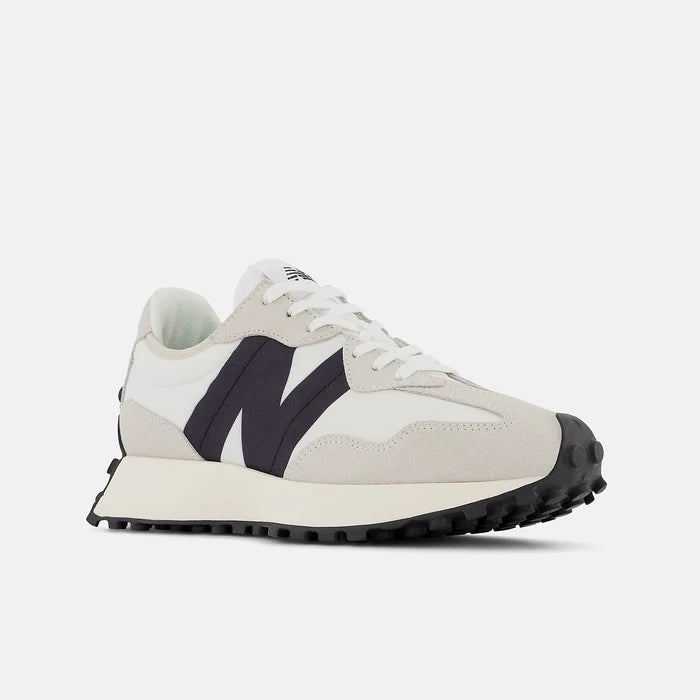 327 Sea Salt with White and Black