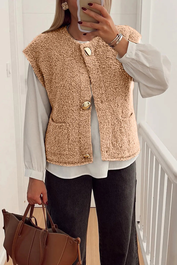 Big Button Accent Fuzzy Pocket Vest – Light French Beige
