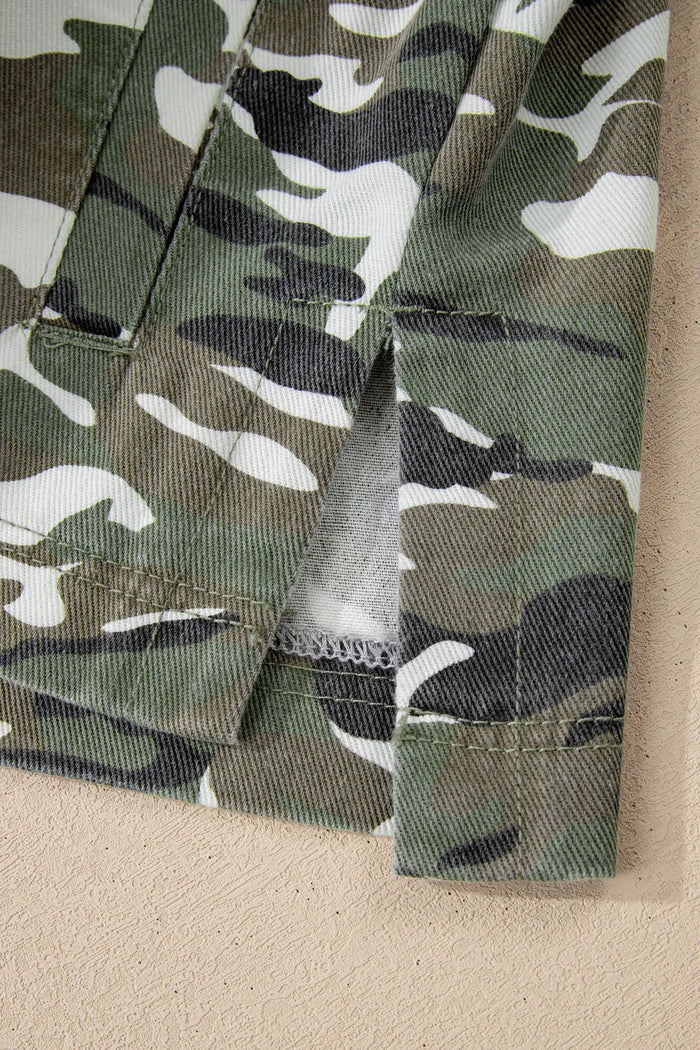 Camo Chest Pockets Oversized Denim Jacket - Outerwear/Denim jackets