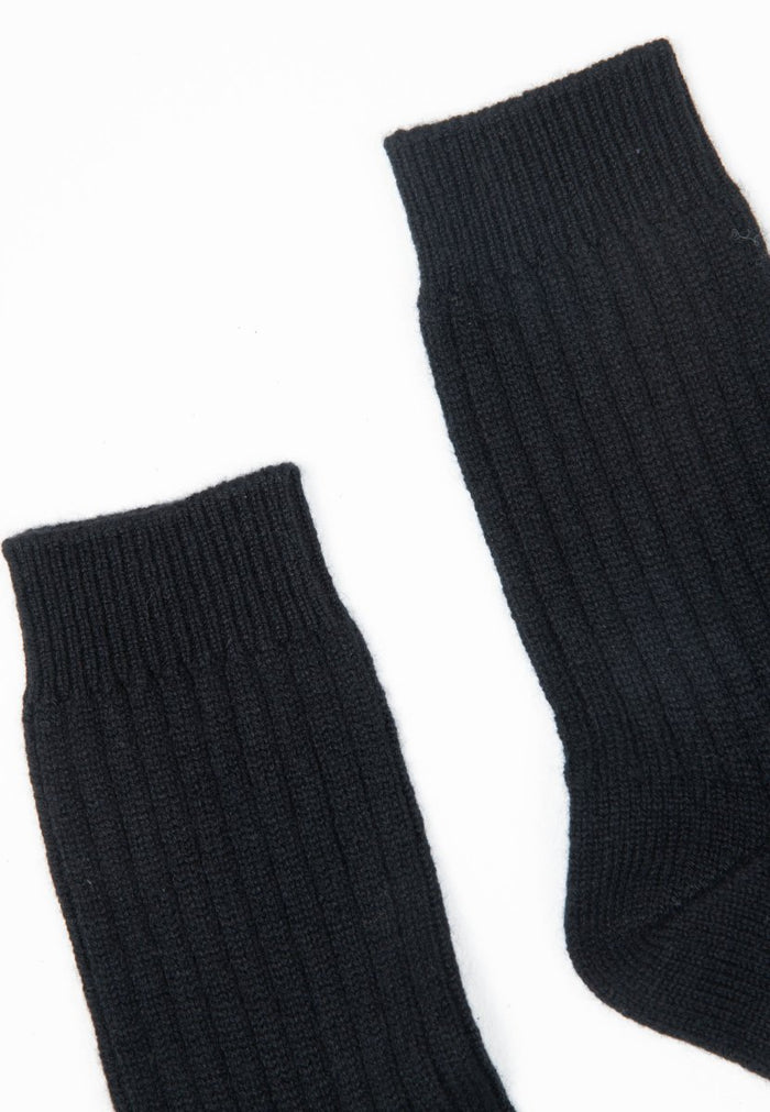 UNI 12 Chausettes en côte traditionnelle 4 fils en cachemire noir