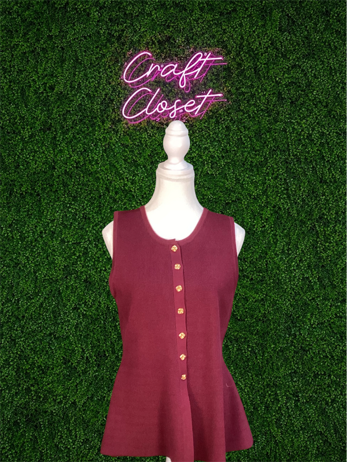 ENTRO Solid Button Front Peplum Top In Wine