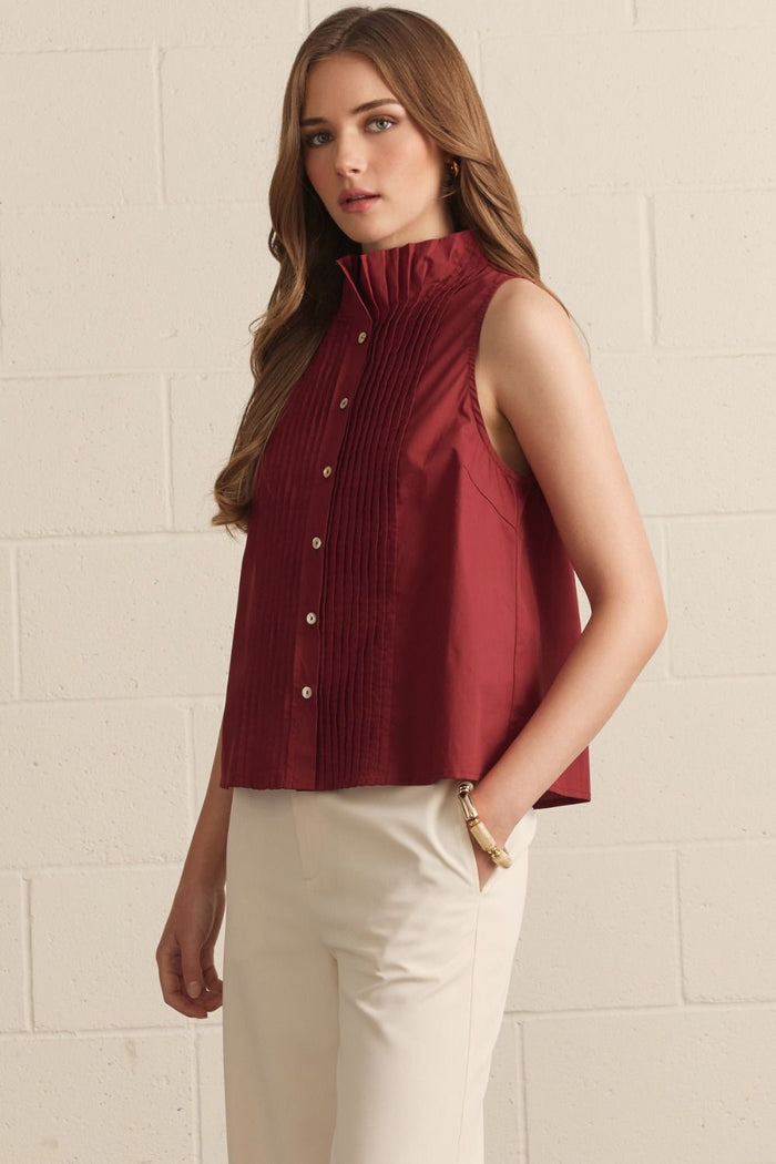 ENTRO Solid Sleeveless Pintuck Pleated Top In Burgundy