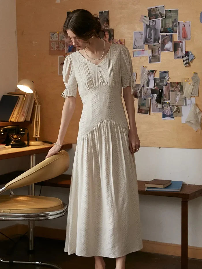【Final Sale】Emiliana V-Neck Accordion Pleats Dress