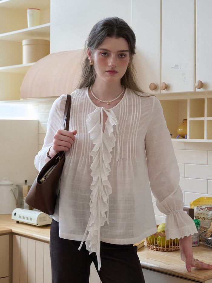 【Final Sale】Jayla Round Neck Pleats Trumpet Sleeve Blouse