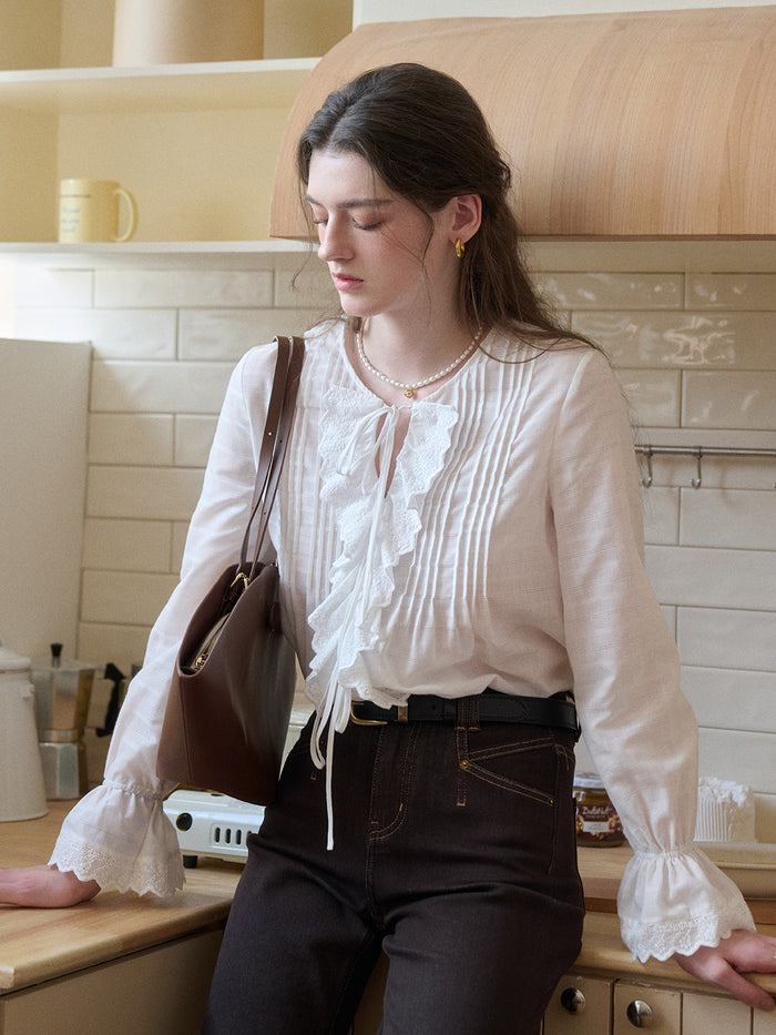 【Final Sale】Jayla Round Neck Pleats Trumpet Sleeve Blouse