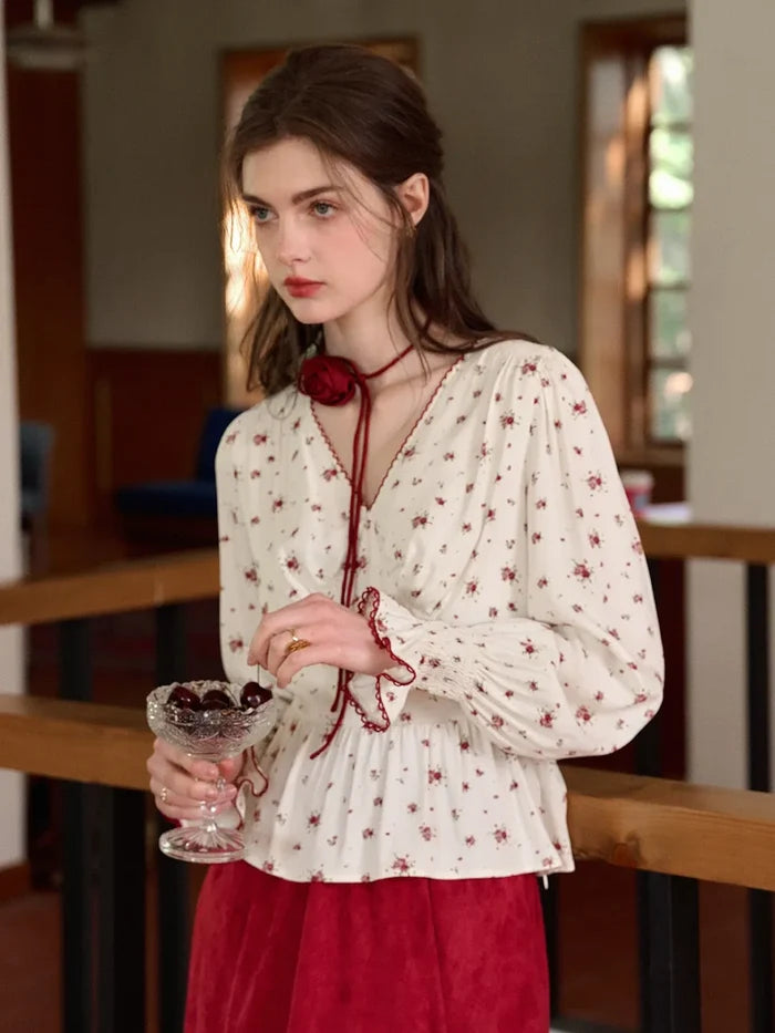 【Final Sale】Salma V-Neck Floral Blouse