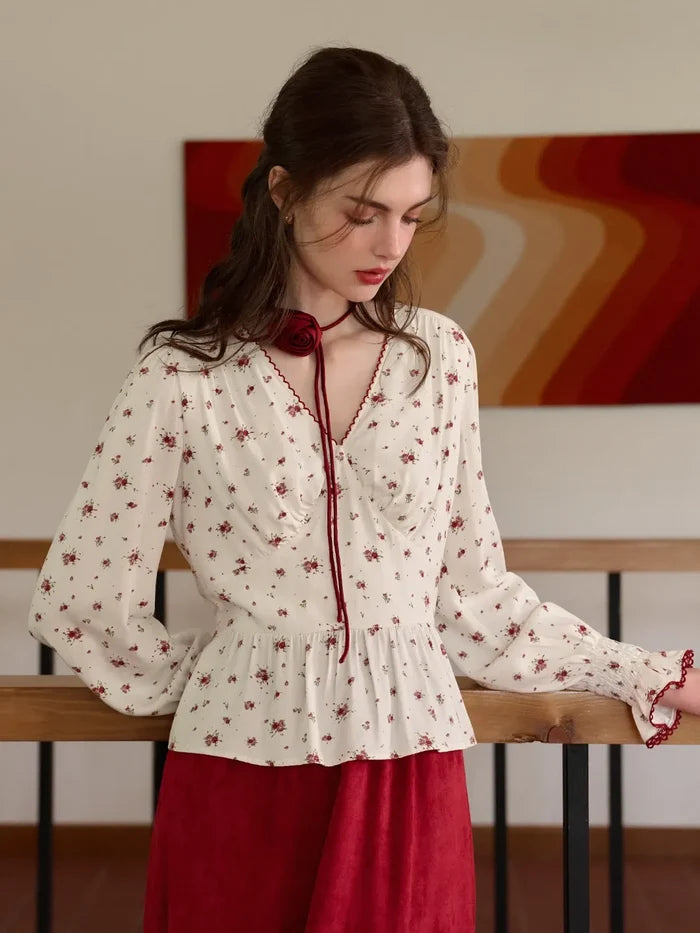 【Final Sale】Salma V-Neck Floral Blouse