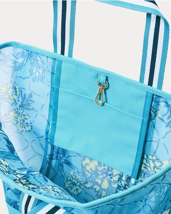 Lilly Pulitzer - Gwp Mesh Tote - Bellevue Blue Breakers Beach