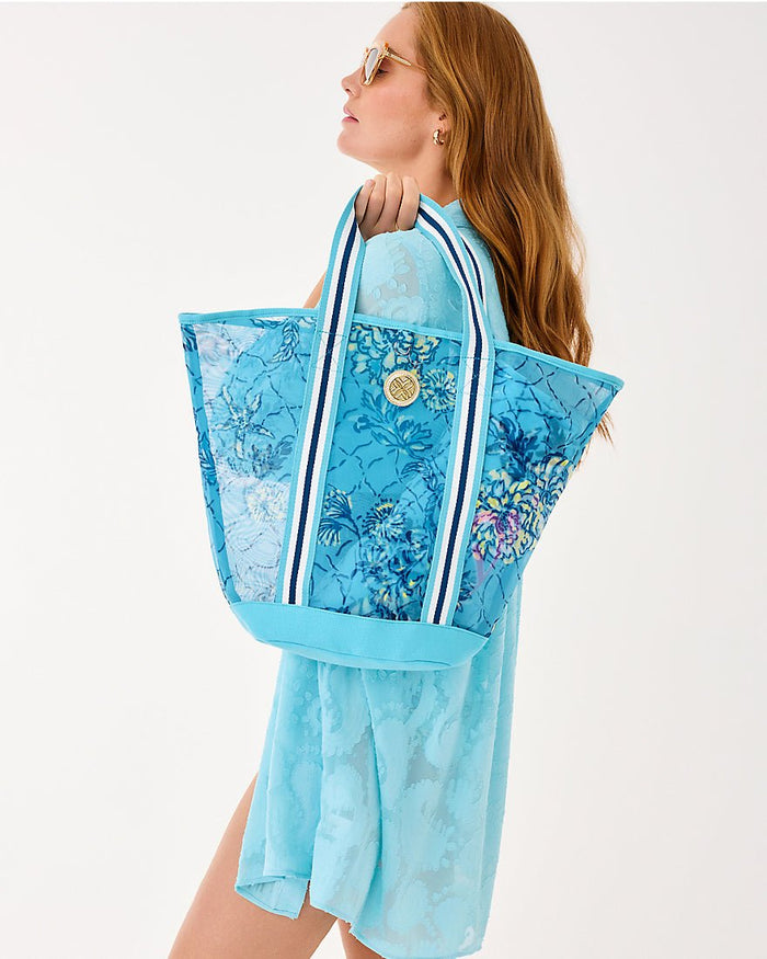 Lilly Pulitzer - Gwp Mesh Tote - Bellevue Blue Breakers Beach