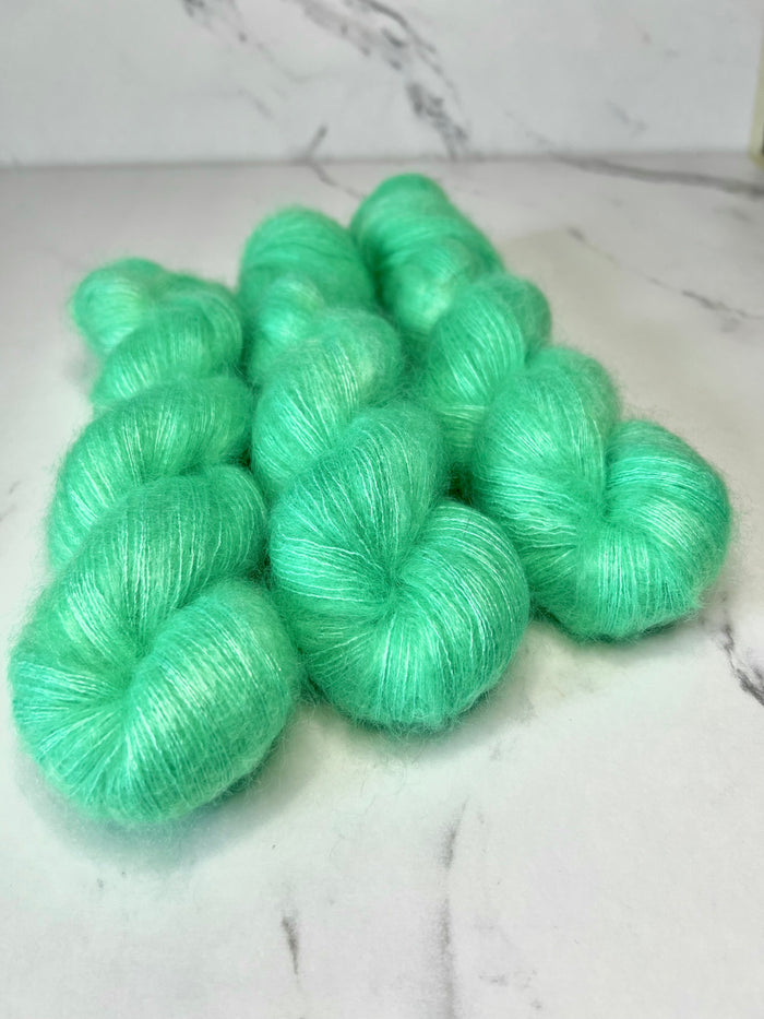 ISOLDA - Mint
