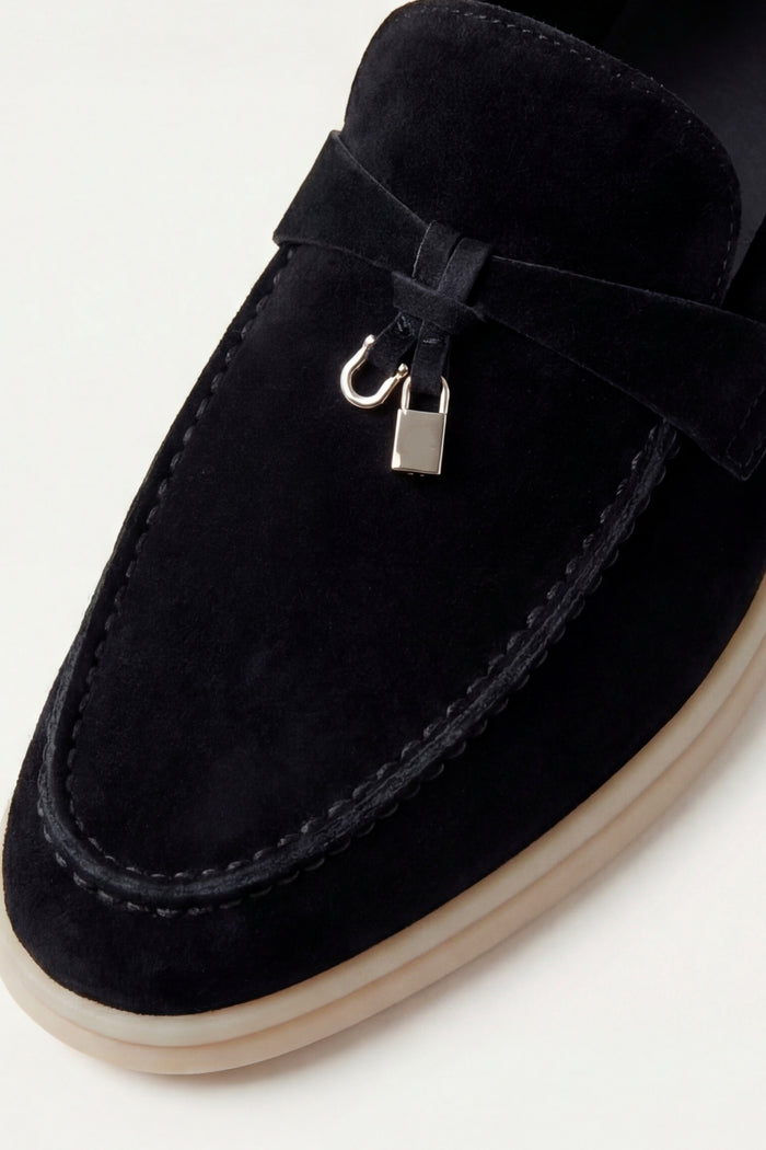 Leonis Buckle Loafer Black