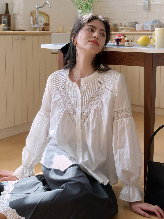 Mabel Round Neck Lace Hollow Blouse