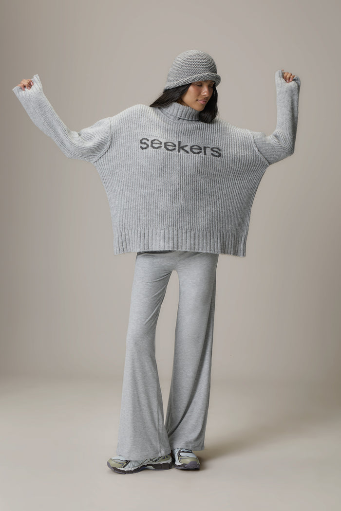 Model is 5'9 and wears size S.