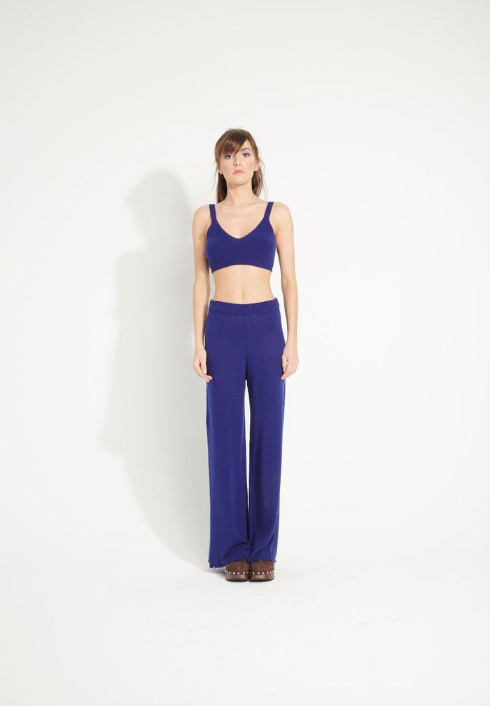 AVA 15 Pantalon en cachemire déjaugé à finitions ciselées bleu nuit