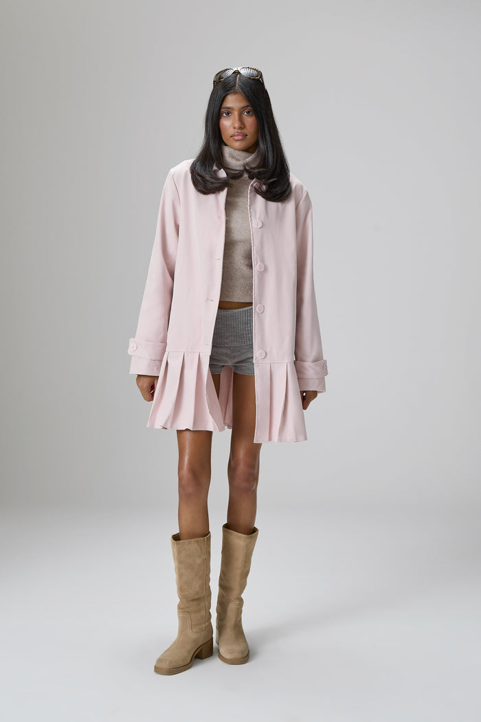 Model is 5'9 and wears size S.