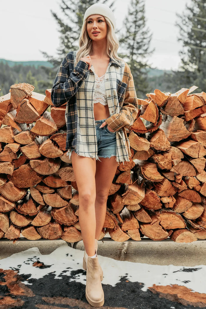 Plaid Button-Up Long Sleeve Shift Silhouette Shacket – Multicolour