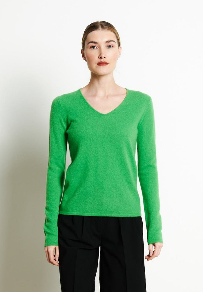 LILLY 2 Pull col V en cachemire vert pomme