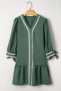 Contrast Ricrac Trim Button V-Neck Knotted Bracelet Sleeve Shift Dress - Green / S - Dresses/Mini Dresses