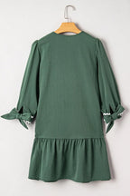 Contrast Ricrac Trim Button V-Neck Knotted Bracelet Sleeve Shift Dress - Dresses/Mini Dresses