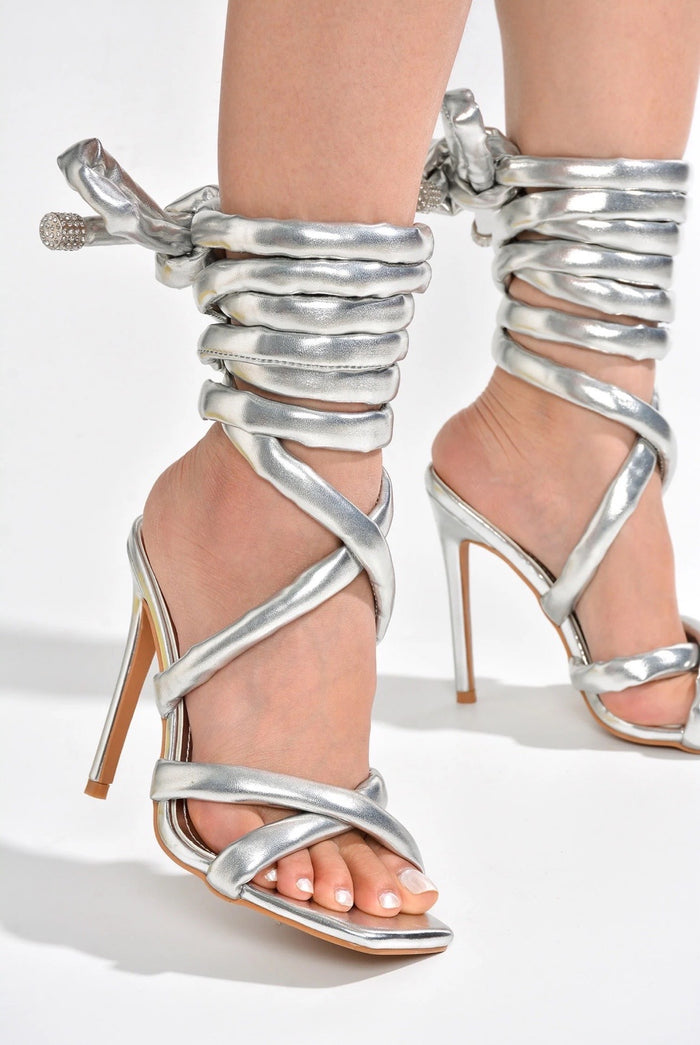 Roberta....Leg Tie High Heels Cape Robbin