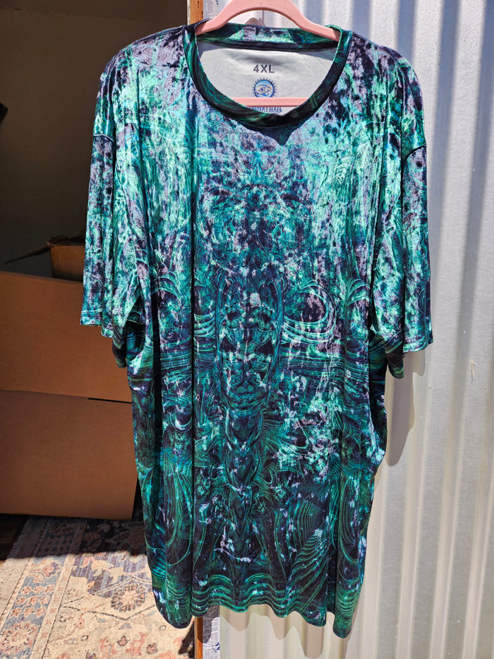 SALE: 4X Meganeuropsis Velvet T-Shirt