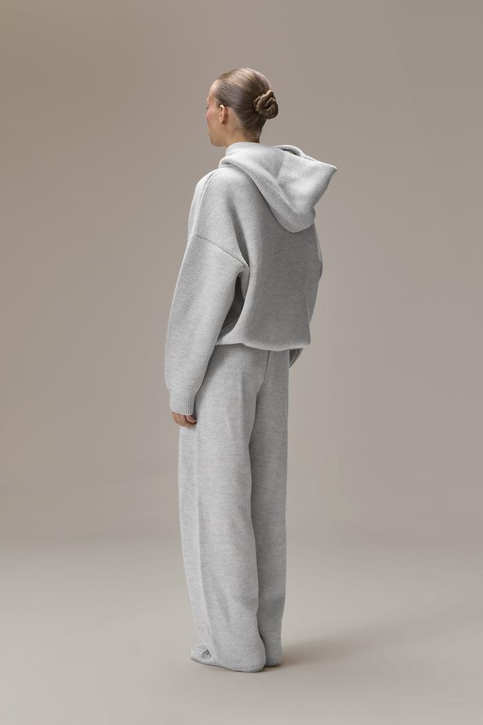 Model Info: Josey is 5’8” and wears a size S