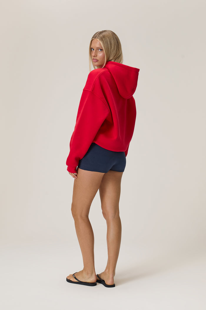 Model's height is 5'10" and wears a size S.