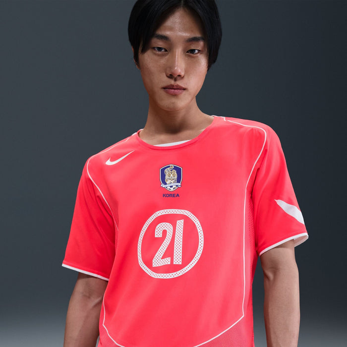 South Korea 2004 Total 90 Reissue Jersey #ParkJiSung21 (IF2943-679) Apparel Nike