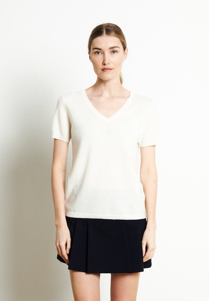 LILLY 14 T-shirt col V en cachemire manches courtes blanc écru