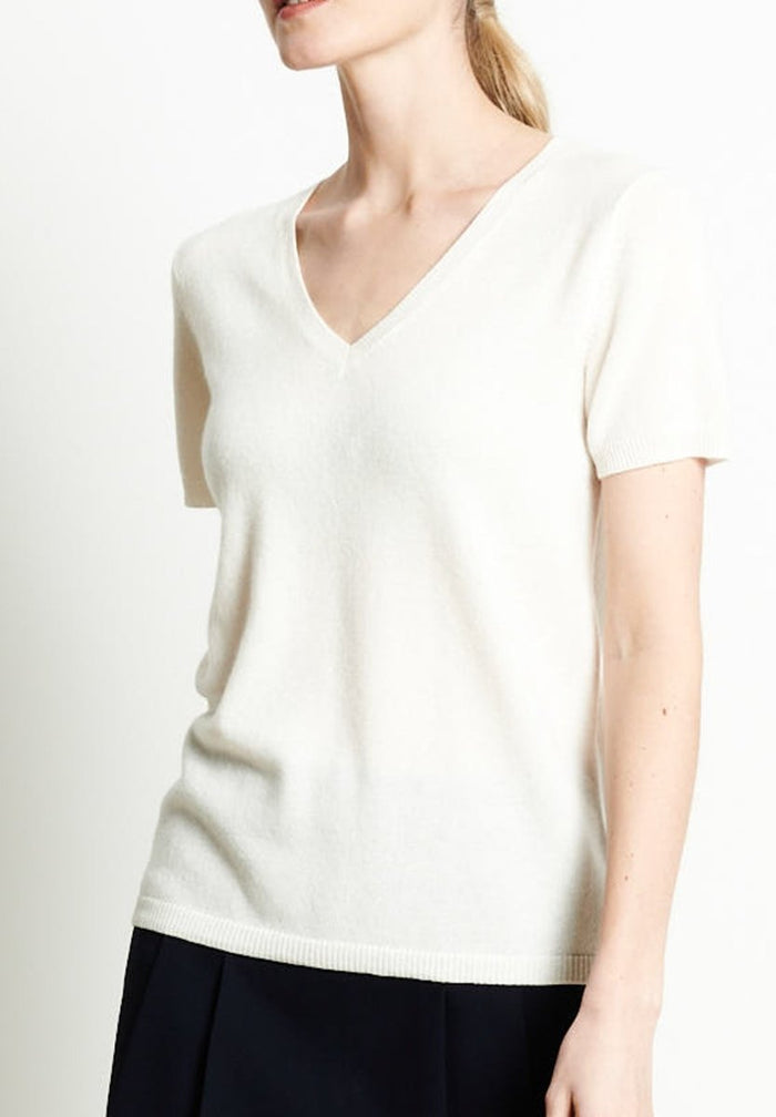 LILLY 14 T-shirt col V en cachemire manches courtes blanc écru
