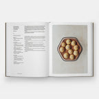 The Festive Baker: A Cookbook - Baking for celebrations and special occasions around the world